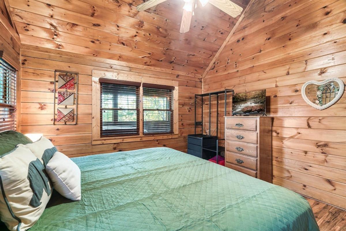 Villa Dreamside Peak à Pigeon Forge Extérieur photo